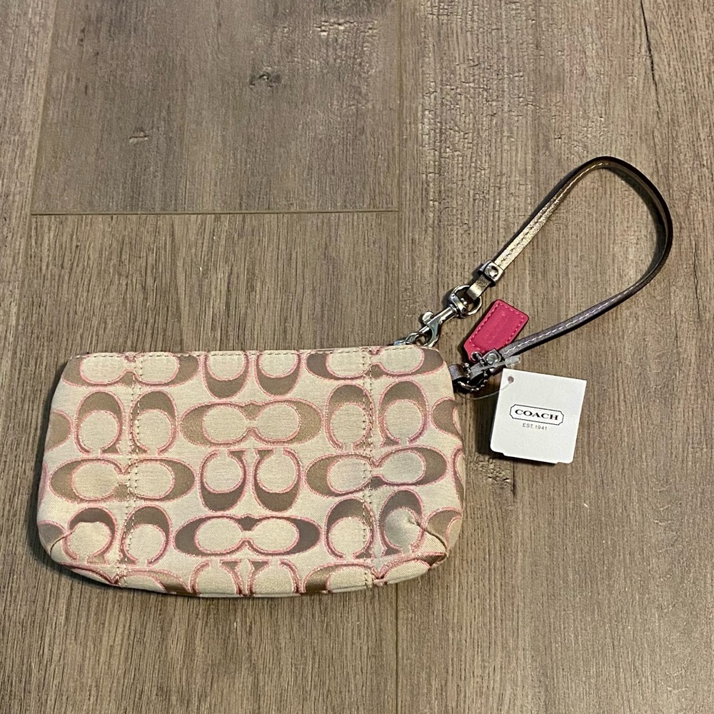 New Coach Daisy Outline Signature C Metallic Medium Wristlet Khaki Gold Silver - Picture 2 of 7